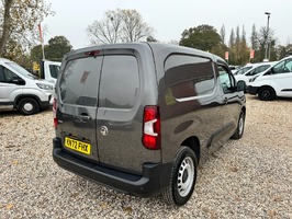 VAUXHALL COMBO L1H1 2300 DYNAMIC S/S AUTO - 3070 - 4