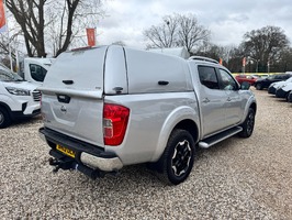 NISSAN NAVARA 2.3 dCi Tekna Auto 4WD Euro 6 4dr - NO VAT - 3095 - 4