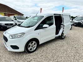 FORD TRANSIT COURIER 1.0 EcoBoost Limited L1 Euro 6 5dr - 3043 - 10