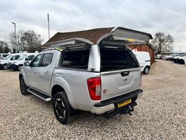 NISSAN NAVARA 2.3 dCi Tekna Auto 4WD Euro 6 4dr - NO VAT - 3095 - 26