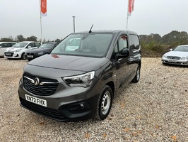 VAUXHALL COMBO L1H1 2300 DYNAMIC S/S AUTO - 3070 - 9