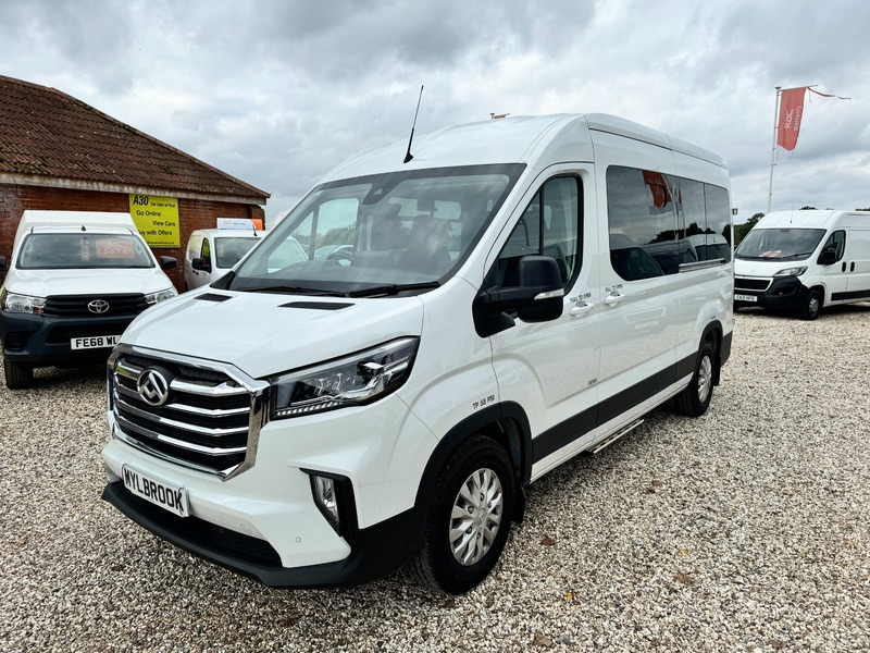 MAXUS EDELIVER9 in Hampshire for sale