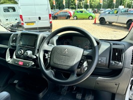 PEUGEOT BOXER  2.2 HDi 335 Professional Premium + L4 H2 - 3038 - 14