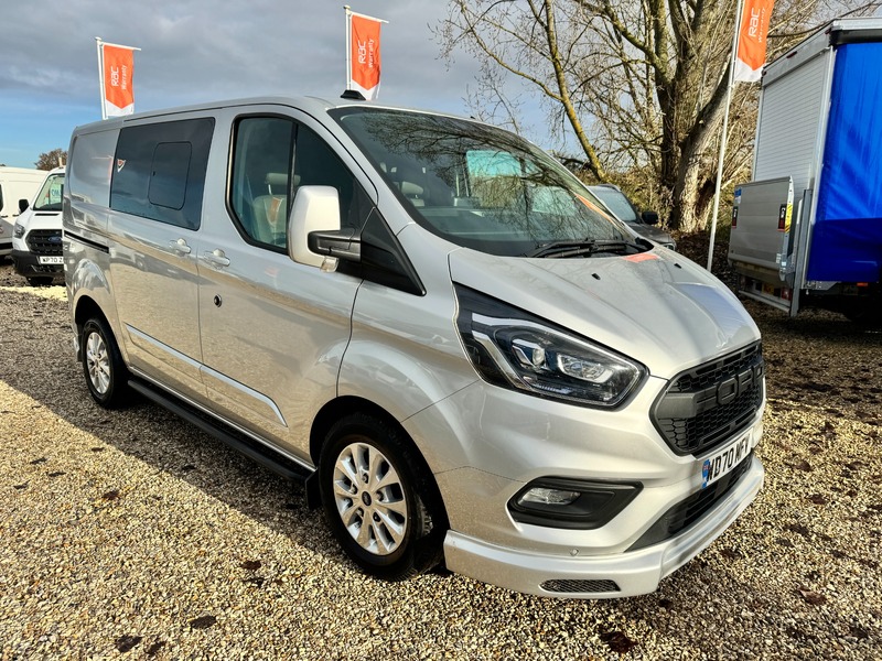 Used FORD TRANSIT CUSTOM in Hampshire for sale