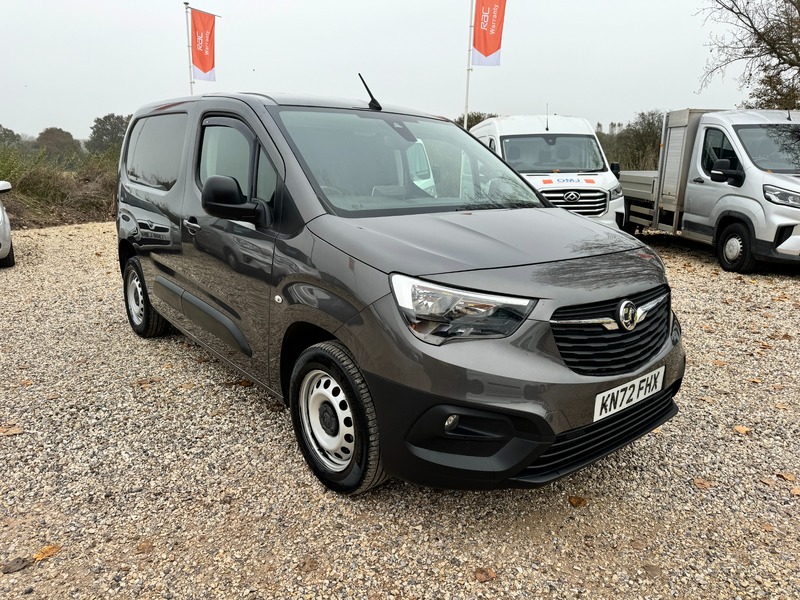 Used VAUXHALL COMBO in Hampshire for sale